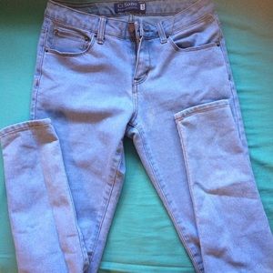 FashionNova Skinny Jeans (Light Washed)